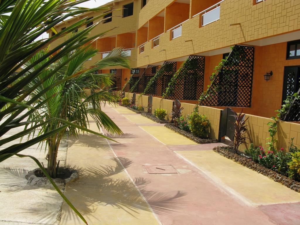 Hotel Magic Land Dakar Exterior foto